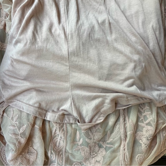 Wishlist As You Wish Balloon Long Sleeve Embroidered Maxi Dress In Light Mauve - Picture 11 of 12